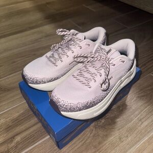 Brooks Ghost Max 2 Women's Running Sneakers, 6.5, NWB